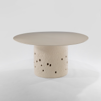   - Ztista - Table